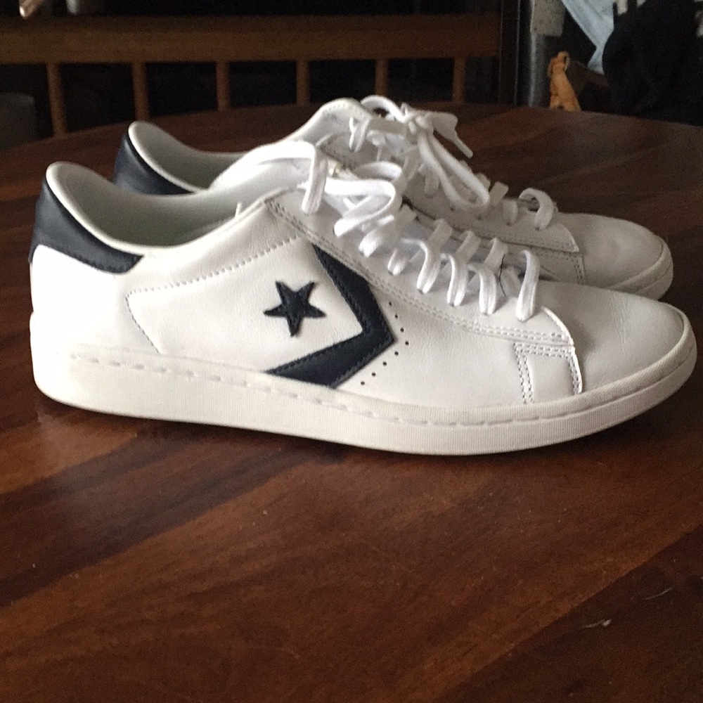 Women’s converse